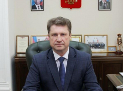 Станислав Зинченко призвал работодателей Камышина придумать систему поощрений сотрудников за прививки