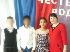 «Вижу дорогу, машину и мужчину»: к поискам пропавшей под Камышином девочки подключились экстрасенсы