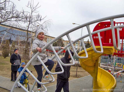 Министр просвещения РФ потребовал отпустить всех российских школьников на каникулы до 12 апреля и отменить досрочную сдачу ЕГЭ