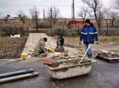 Администрация Камышина напомнила, что в этом году во внебюджетном секторе экономики никто не должен в городе получать меньше 21 тысячи 166 рублей