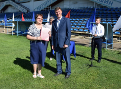 Власти Камышина решили отметить тренеров и спортсменов «в хвост» Дню физкультурника