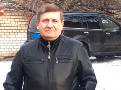 «Контрагенты» Камышинской прокуратуры начали отвечать, что они не при чем: речь о расследовании Анатолия Ярмоловича по бесплатным лекарствам