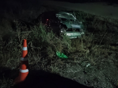 На дороге между Камышином и Ольховкой водитель не удержал автомобиль на трассе и попал к хирургам