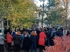 Камышин попадает на экраны ЦТ с акциями протеста горожан против закрытия онкодиспансера