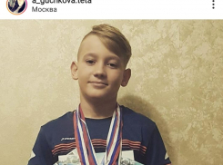 В Камышине в соцсетях начали собирать помощь красивому мальчику, сбитому недавно на пешеходном переходе, - Илья до сих пор в коме