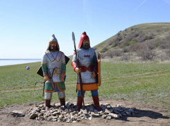 На маршруте природного парка «Щербаковский» в Камышинском районе появились былинные богатыри