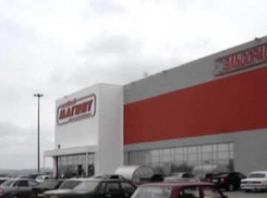 Камышане «дали задание» ОГИБДД разобраться со знаком у гипермаркета