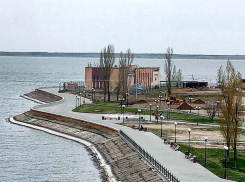 В Камышине начались работы очередного этапа благоустройства набережной за 38 миллионов: когда высадят деревья?