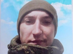 Жители Камышинского района прощаются со своим земляком Стефаном Фидченко, геройски погибшим в СВО