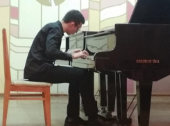 В Камышине для Детской школы искусств покупают два рояля