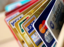 Мошенники в Камышине не «мелочатся» и уводят за один раз десятки тысяч рублей с карт растерянных горожан