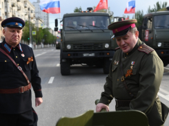 Бочаров и Кравченко перегнали автомобили для «Бессмертного полка», - «Волгоградская правда»