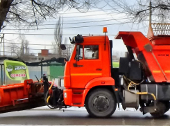 Камышинское МБУ «Благоустройство» выпустило на городские дороги новые машины