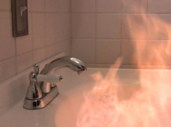 В Камышине на улице Юбилейной случился пожар в ванной