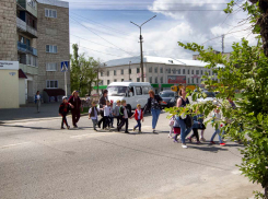 В Камышине заведующие детсадами не отстают в зарплате от директоров школ