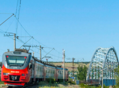 Камышан решили спросить, какое расписание электричек для них самое удобное