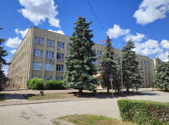 Администрация Камышина внесла правки в документ о границах городских избирательных участков накануне выборов в Госдуму