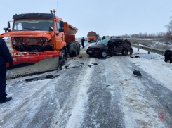 Девушка и подросток погибли в страшной аварии на заснеженной трассе  на Левобережье сегодня, 20 декабря, 2-летняя малышка чудом выжила
