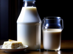 Камышинский фермер по имени Валерий решил бесплатно передавать семьям бойцов, погибших в спецоперации, свежее козье молоко