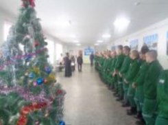 Как объяснить прибытие певчих Никольского собора Камышина в воспитательную колонию