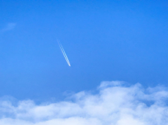 Сработали сигнализации: сильный гул в небе разбудил жителей Волгоградской области