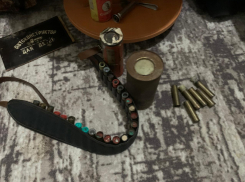 В Камышинском районе задержан мужчина с оружием и боеприпасами