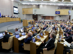 Умерший депутат Госдумы одиннадцать раз проголосовал в день смерти: нужно ли россиянам содержать сотни «нажимальщиков» кнопок за миллиарды рублей? - «Блокнот - Россия»