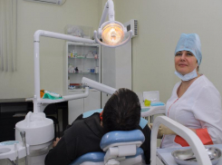 Врач-стоматолог города Камышина рассказывает почему надо регулярно посещать стоматолога