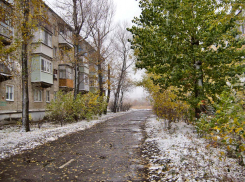 В Камышине коммунальщики наметили дома и даже улицы для отключения электричества завтра, 27 октября