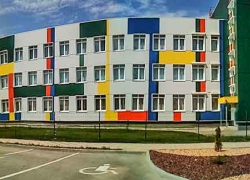 Зарплаты учителей, врачей и воспитателей "подтаяли" в прошлом году в Волгоградской области