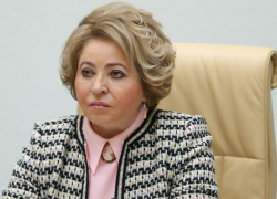 Валентина Матвиенко возмущена, что в магазинах ценники переписали даже там, где нет долларовой составляющей
