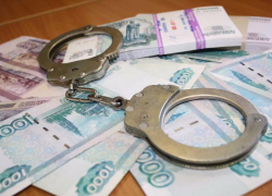 В Камышине мошенники сыграли на испуге пенсионерки за судьбу брата