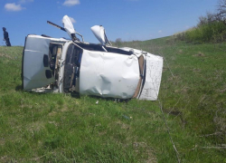 Пьяный водитель на "семерке" рухнул в кювет, убил двоих пассажиров и сам едва остался жив