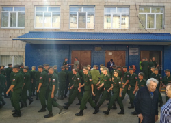 Правда ли, что в Камышине резко увеличилось число избирателей в военной форме?