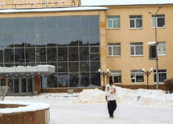 "Я позабыл твое лицо!" - в Камышине избиратели стали путать фамилии местных депутатов, и газета "Диалог" решила помочь гражданам вспоминать слуг народа