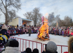 Камышанам напомнили, во сколько сегодня, 22 февраля, в парке будут сжигать чучело Зимы