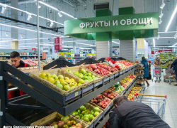 В Камышине стремительно взлетели в цене тепличные волгоградские помидоры