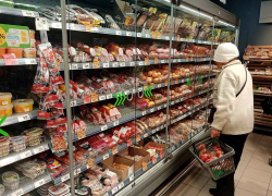 У Россельхознадзора появились претензии к колбасе хорошо известного камышанам комбината "Дубки"