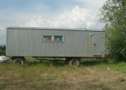 Под Камышином 86-летний пенсионер похитил жилой вагон