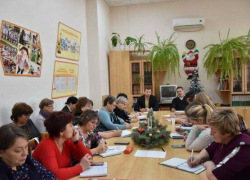 В сельских школах в Камышинском районе решили праздновать Новый год, но без особых гуляний
