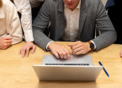 Почему компании перестают охотиться за кадрами и начинают их выращивать