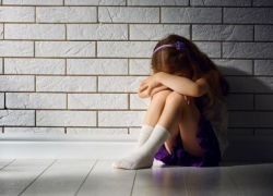 60-летний «деятель искусства» насиловал дочь 11 лет , - "Блокнот Волгограда"