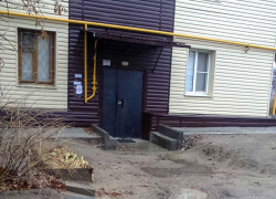 Зачем дома в Камышине обивать пластиком? Чтобы мы задыхались? - камышанка