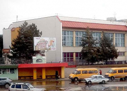Камышанам доложили, сколько получают в месяц директора муниципальных учреждений дополнительного образования