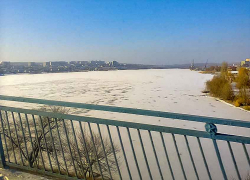 Много лет не было такого в Камышине: за два дня замерзла не только Камышинка, но и Волга
