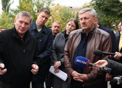 Андрей Бочаров рассказал журналистам, где появится транспортно-пересадочный узел; когда делал "подход к прессе" Станислав Зинченко - и не вспомнить