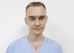 В больнице Николаевска на балконе повесился молодой врач