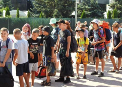 Администрация Камышина 9 августа завезла четвертую смену в детский оздоровительный лагерь "Солнечный"