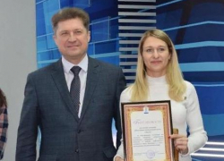 В Камышине газета Станислава Зинченко "Диалог" задумалась о ногах журналиста