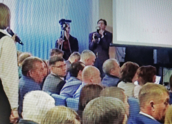 В какие "дебри" завели камышан комментарии чиновников по теме проездных билетов на отчете главы города